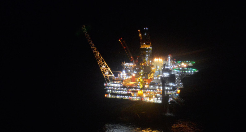 Cena ropy naftowej. Norwegia zarobi miliardy na decyzjach OPEC?