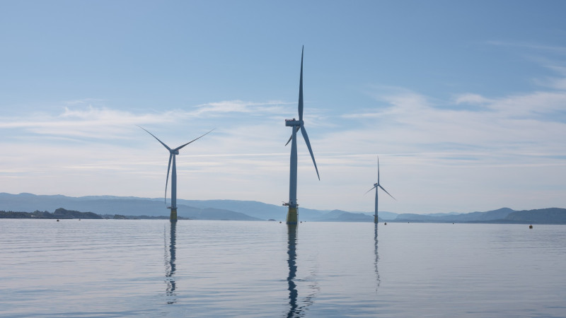 Obecne długofalowe plany Equinora zakładają chęć zdominowania światowych rynków w zakresie inwestowania w morskie farmy wiatrowe.