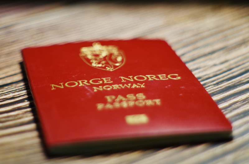 Parlament zaproponował, by rząd przygotował listę państw, do których Norwegowie mogą podróżować bez potrzeby przedstawiania paszportu.