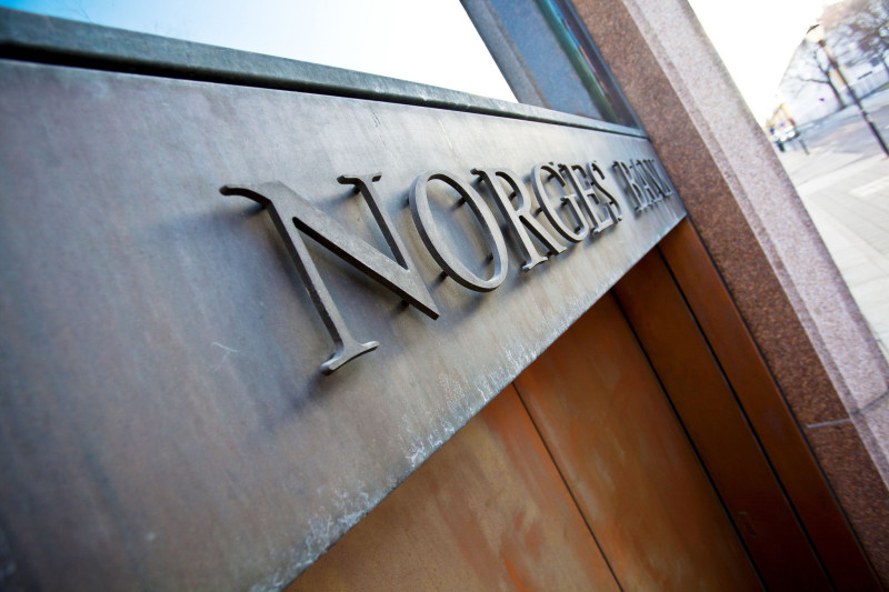 Dane Cekov z banku Nordea proponuje, by Norges Bank podwyższył stopy procentowe do poziomu 3,25 lub 3,5 proc.