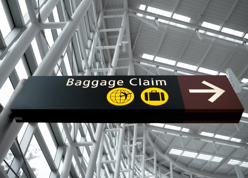 Najważniejsze, by po przylocie na lotnisku od razu sporządzić raport PIR, gdy nasz bagaż jest uszkodzony lub nie dotarł.
