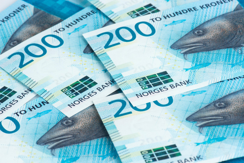 Korona norweska należy do walut najbardziej uzależnionych od warunków zewnętrznych.
