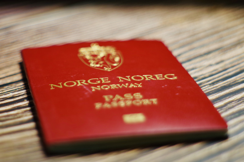 Nowe paszporty w Norwegii można zamawiać już od października, natomiast dowody pojawiły się pod koniec listopada.