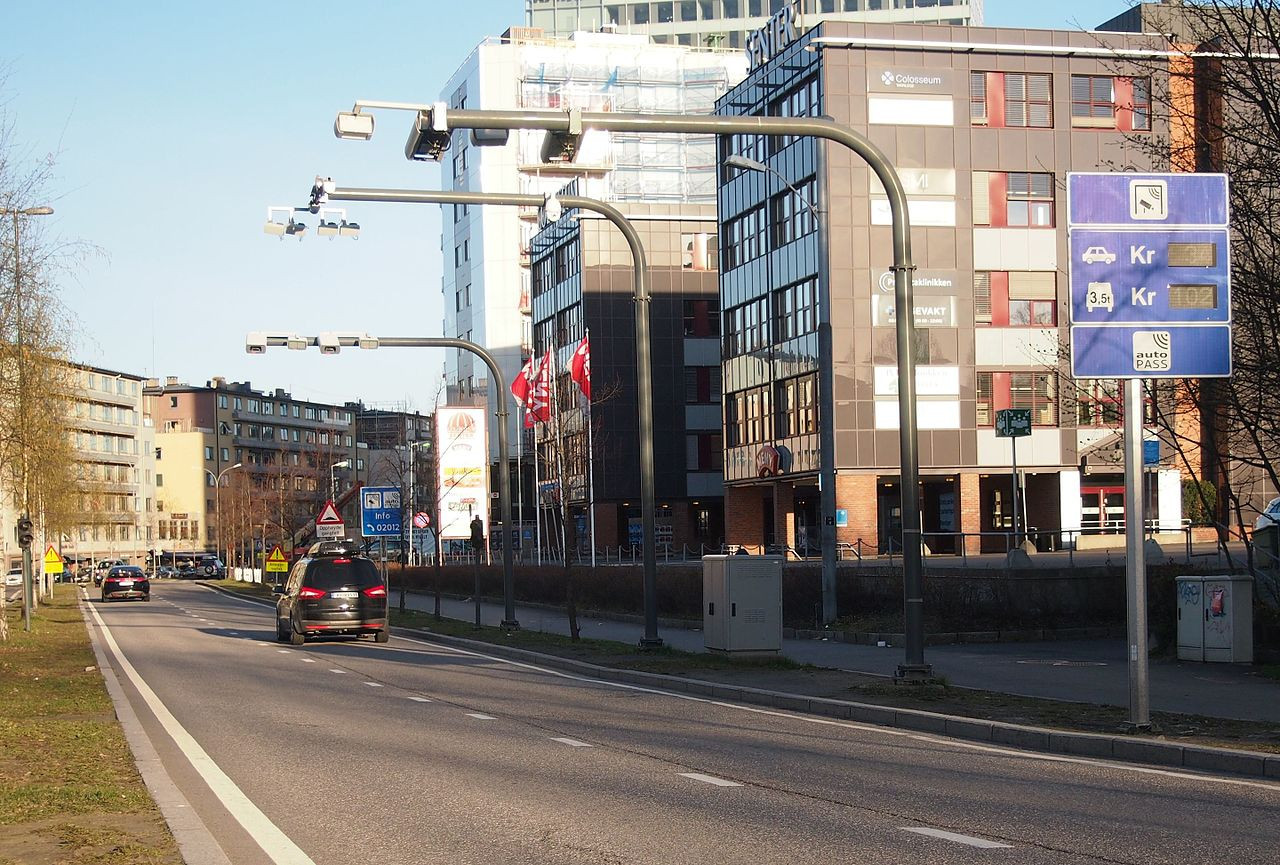 We wprowadzaniu opłat drogowych przoduje Oslo i pozostałe duże miasta Norwegii.