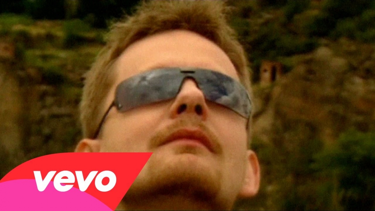 Pin - Bo To Co Dla Mnie [Official Music Video]