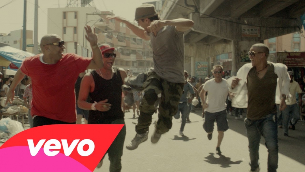 Enrique Iglesias - Bailando (English Version) ft. Sean Paul, Descemer Bueno, Gente De Zona