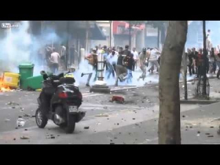 Muslims riot in Paris, France. 20/7/2014
