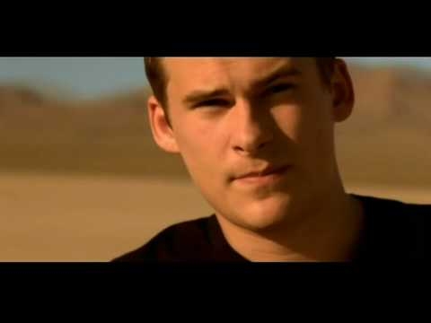 Lee Ryan - Turn Your Car Around (Colour Version)