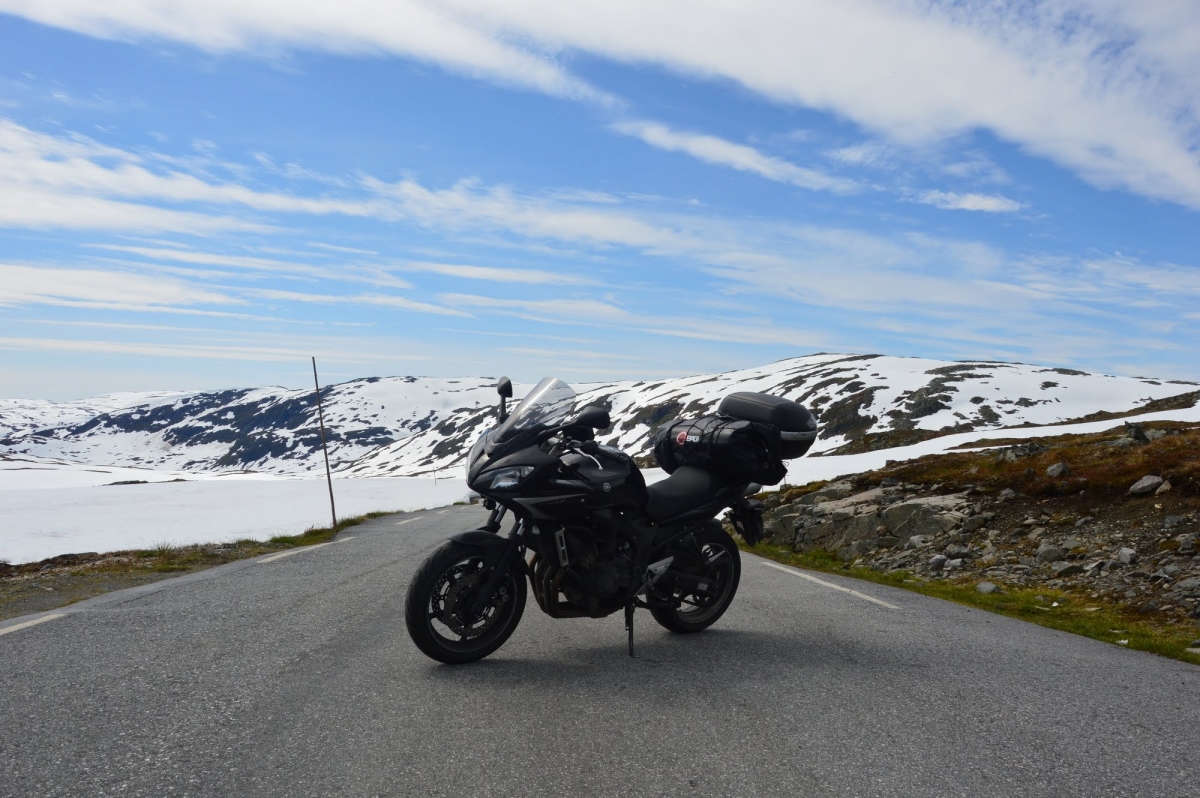 Z Polski do Norwegii na Yamaha fazer FZ6 S2