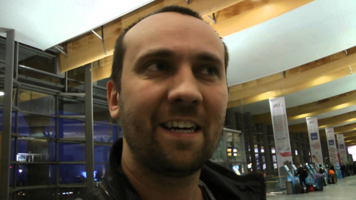 Sztuka współczesna na lotnisku w Oslo - nic dodać nic ująć... (27.02.2014)