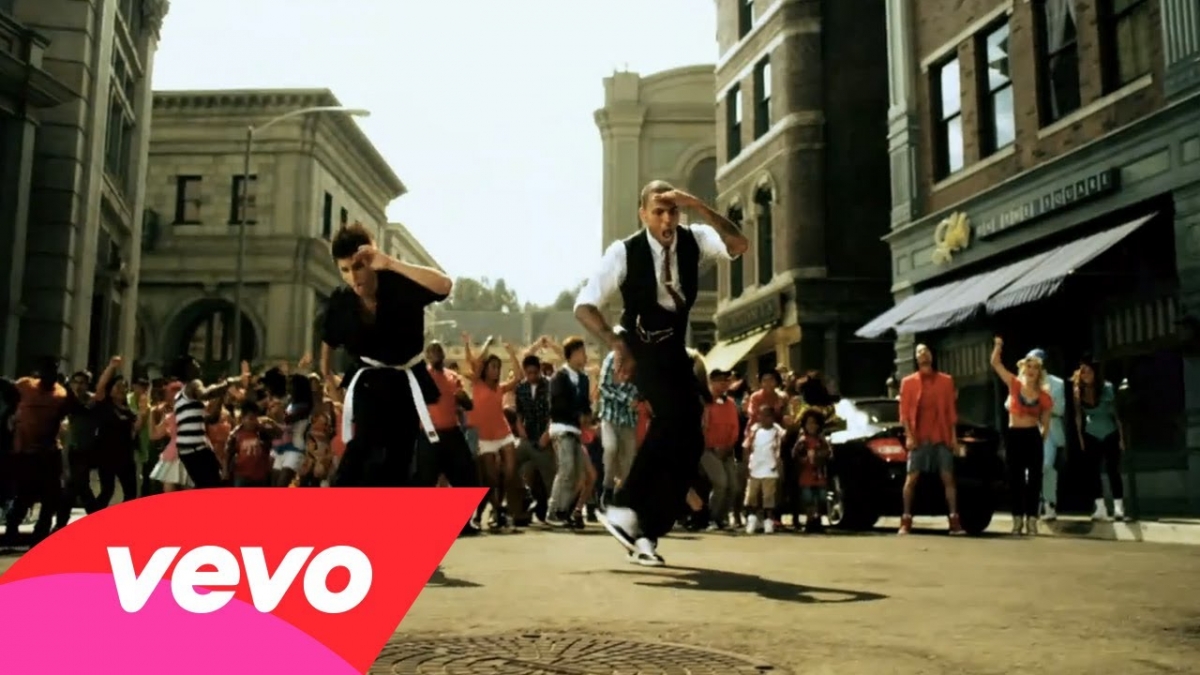 Chris Brown - Yeah 3x