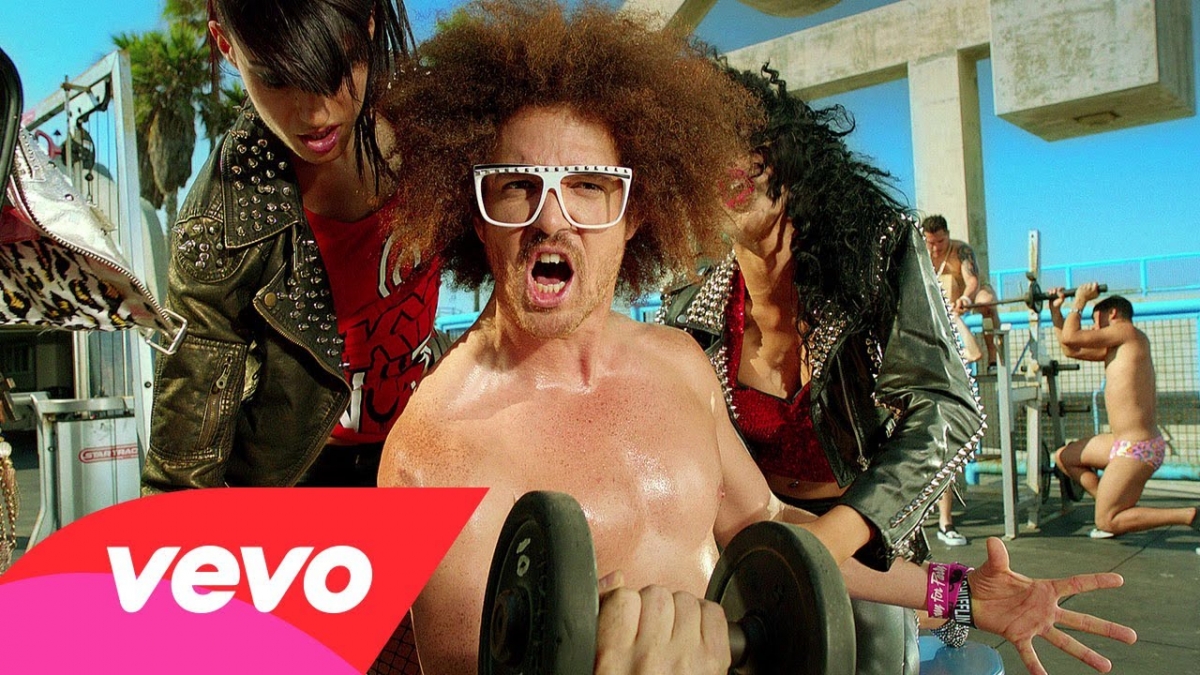 LMFAO - Sexy and I Know It