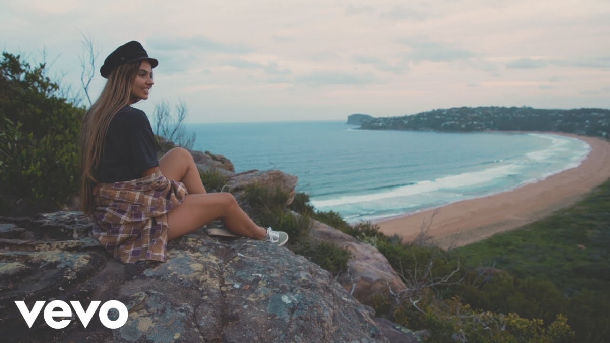 Drenchill ft. Indiiana - Freed from Desire (Official Video)