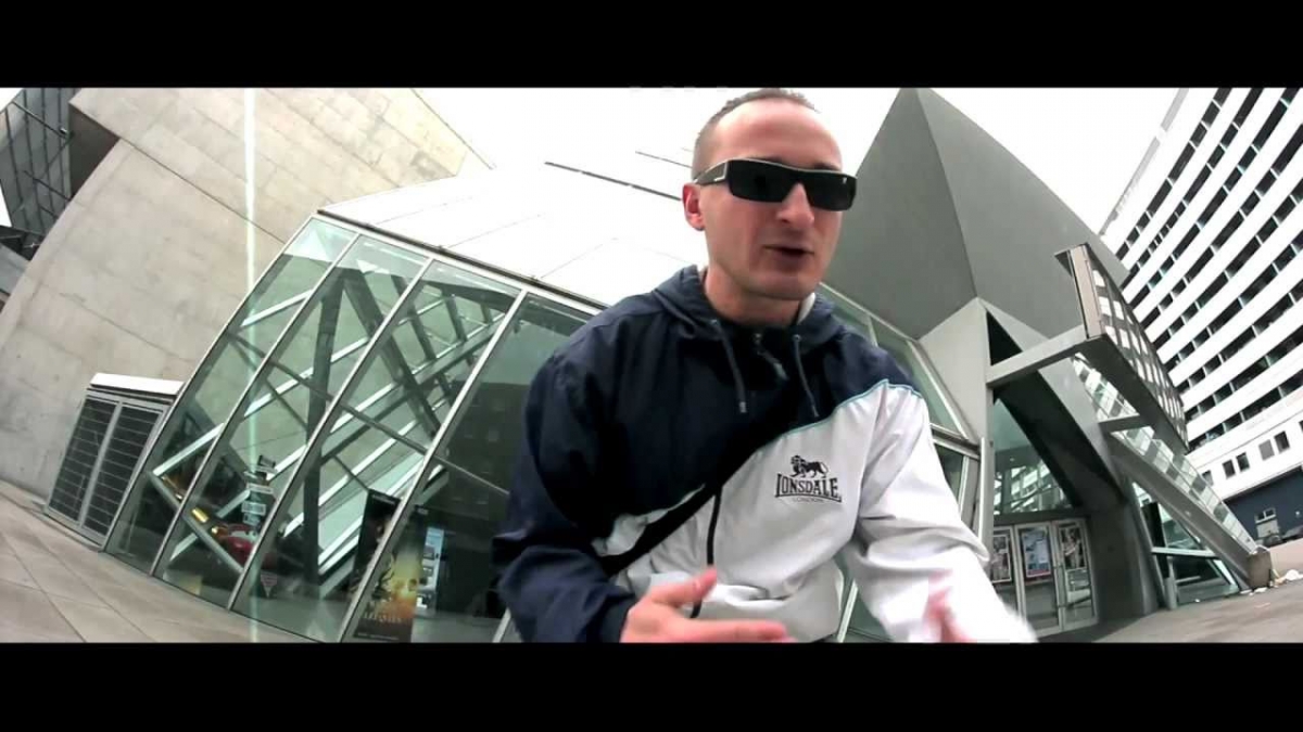 Doniu "Świat Może Stanąć"