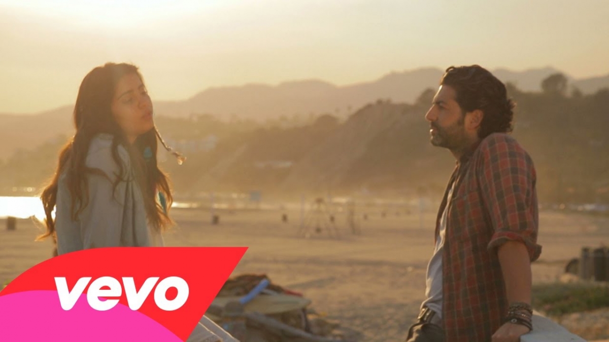 John Mamann - Love Life ft. Kika