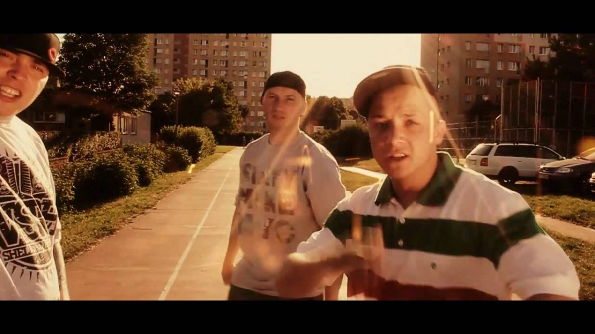 RY23 - Nie zwalniam tempa ( Feat. Shellerini & Słoń)