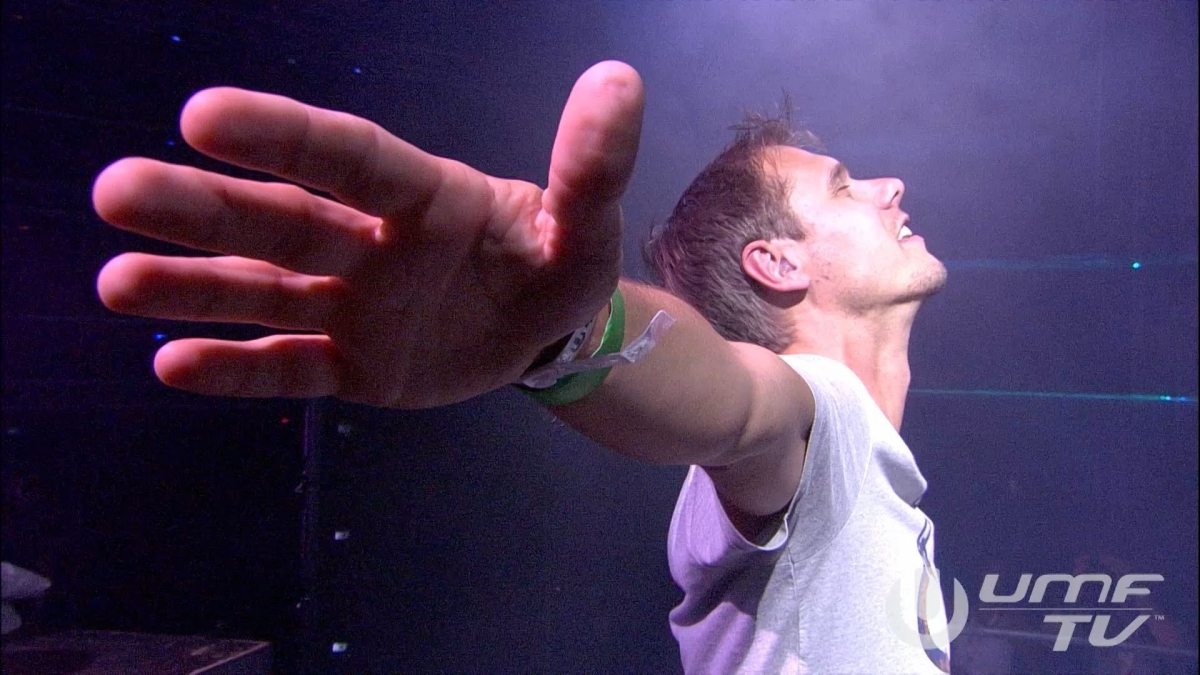 Armin van Buuren live at Ultra Europe 2013 (Full HD Broadcast by UMF TV)