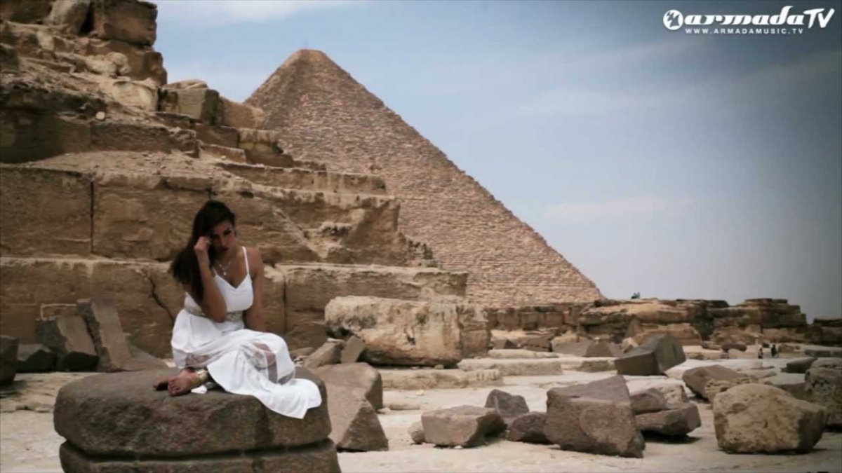 Aly & Fila vs Jwaydan - Coming Home (Official Music Video)